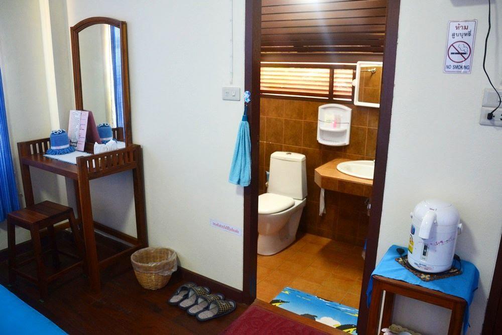Huen Kham Kong Guesthouse Mae Sariang Exteriér fotografie